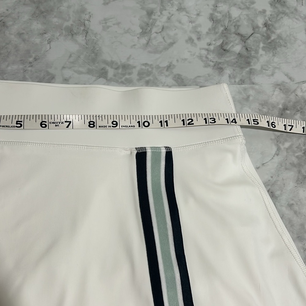 LOU & GREY WOMENS STRIPED LUVSTRETCH OVERLAP SKORT WHITE  Sz SMALL - Picture 12 of 12